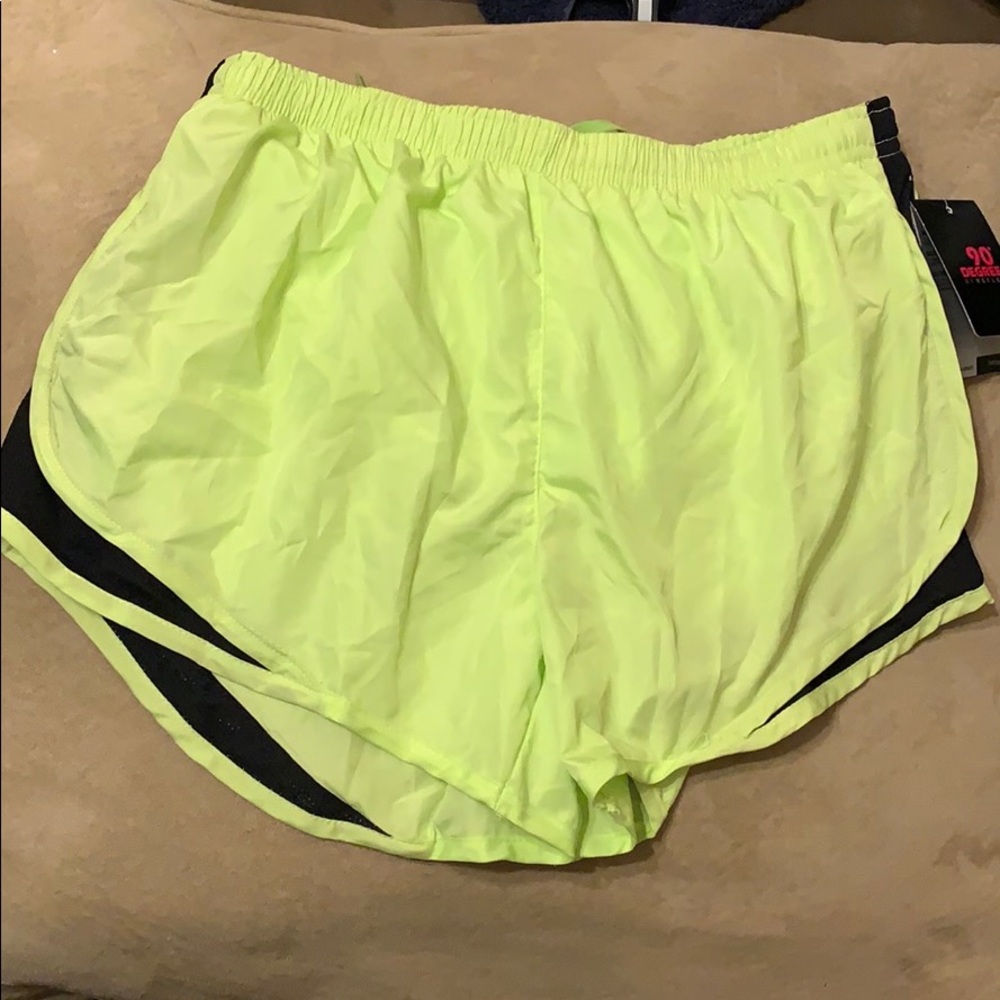 Neon green Athletic shorts with liner - Picture 8 of 9